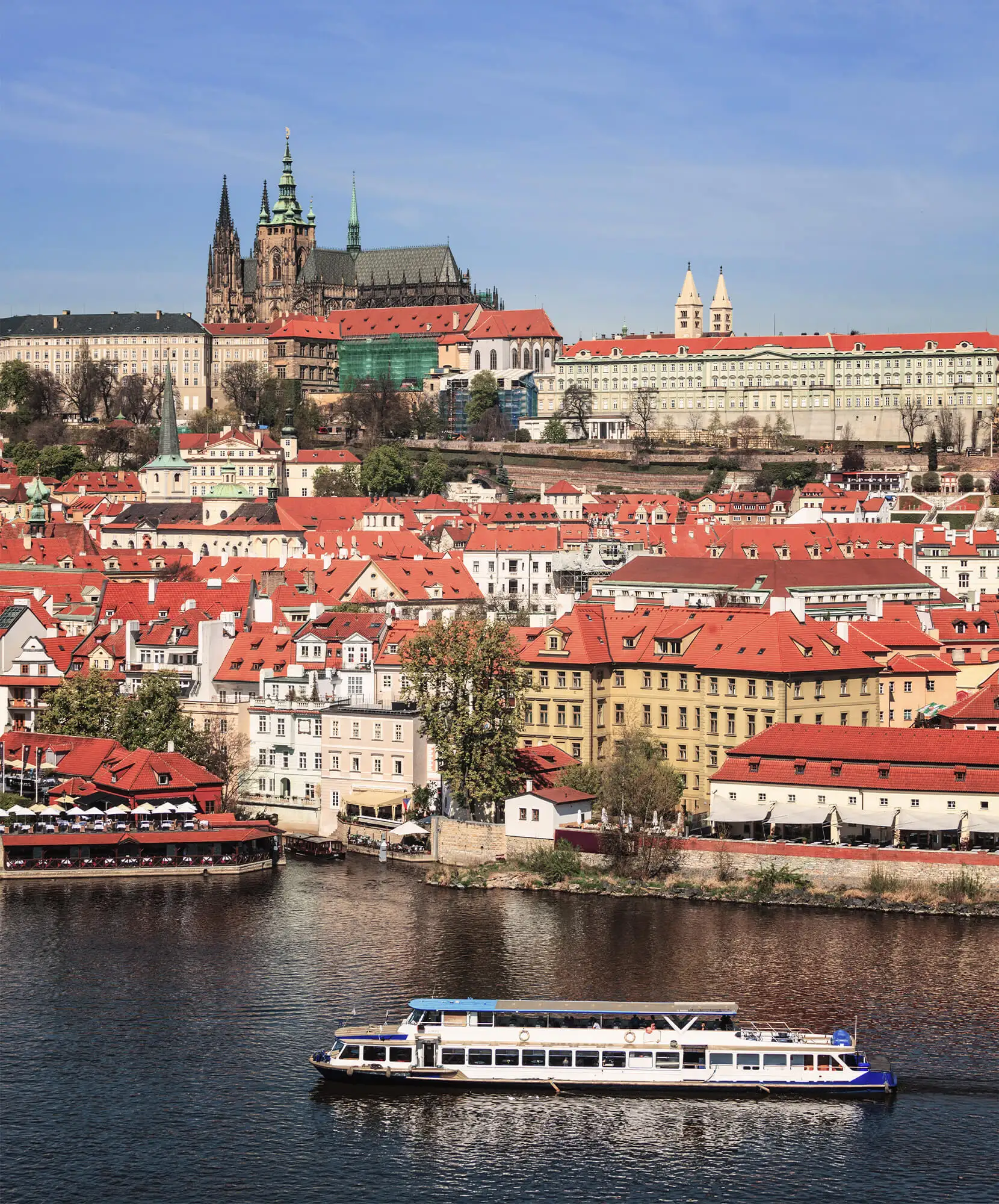 OFERTA-VIAJE-MERCADOS-NAVIDEÑOS-AUSTRIA-ALEMANIA-PRAGA.webp - Pangea Viajes