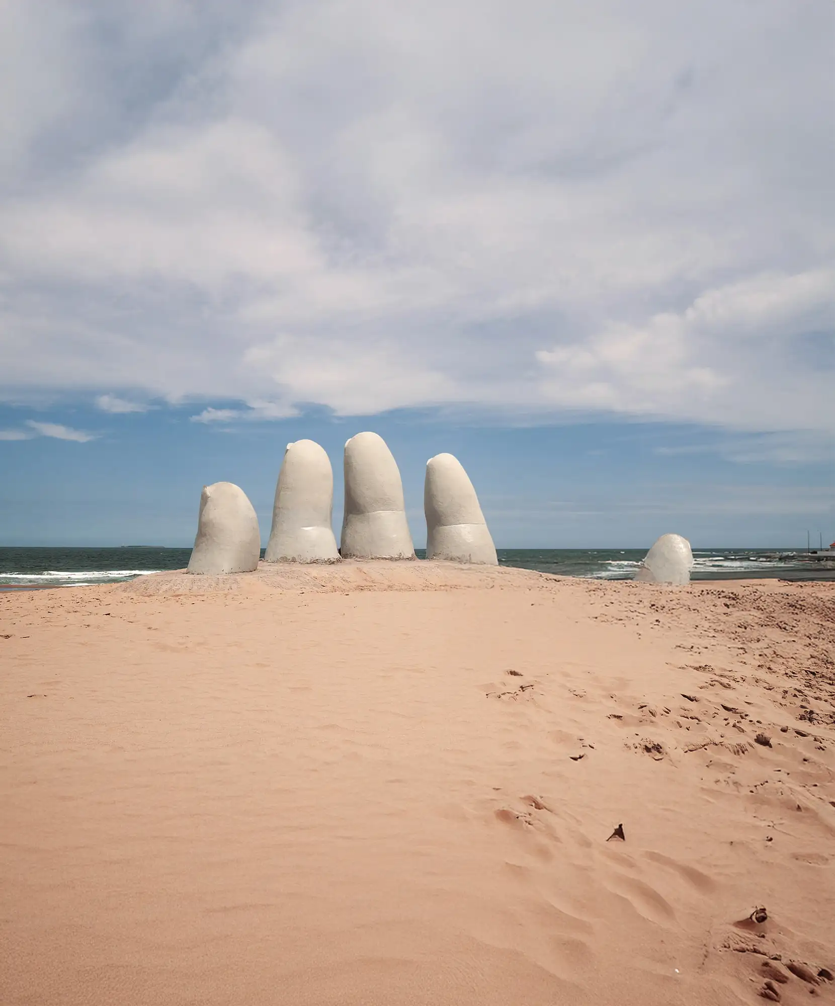 OFERTA-VIAJE-MONTEVIDEO-PANAMA-2.webp - Pangea Viajes