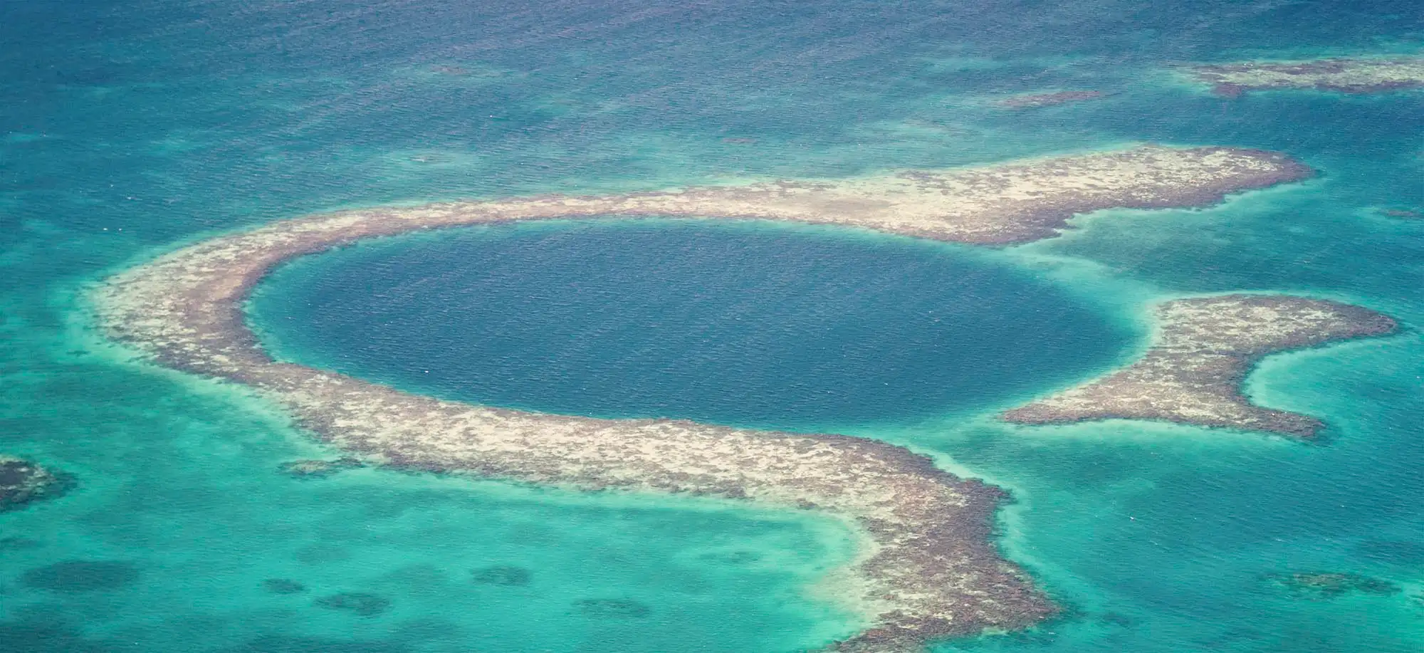 image-viajar-a-belice-gran-agujero-azul-g2.webp - Pangea Viajes