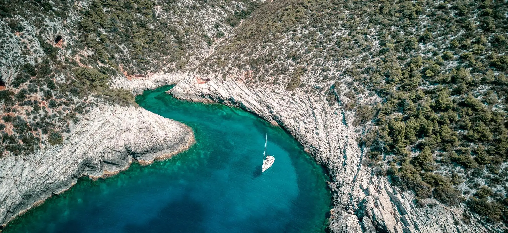 image-viajar-a-croacia-velero-por-la-costa-croata-g2.webp - Pangea Viajes