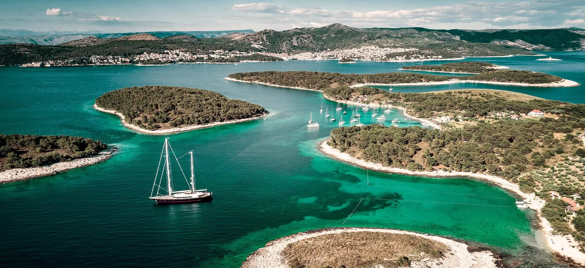 image-viajar-a-croacia-velero-por-la-costa-croata-g3.webp - Pangea Viajes