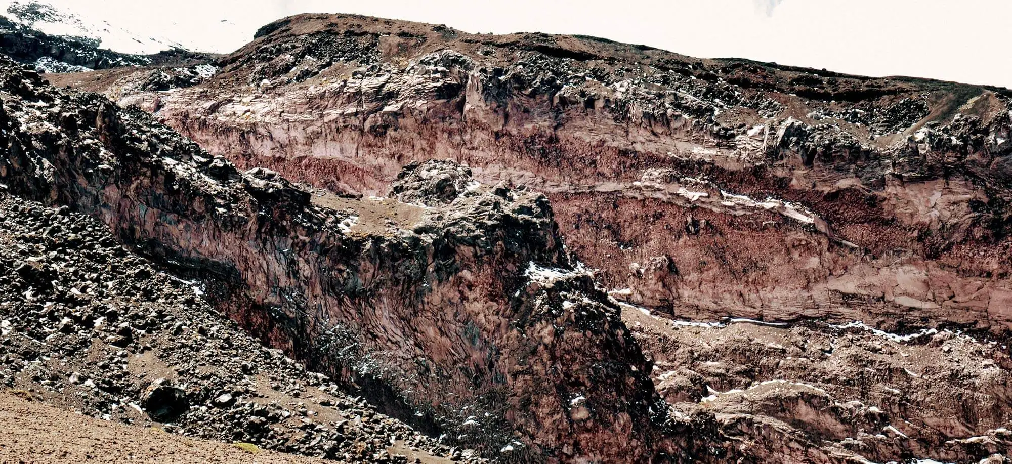 image-viajar-a-ecuador-volcan-cotopaxi-g2.webp - Pangea Viajes