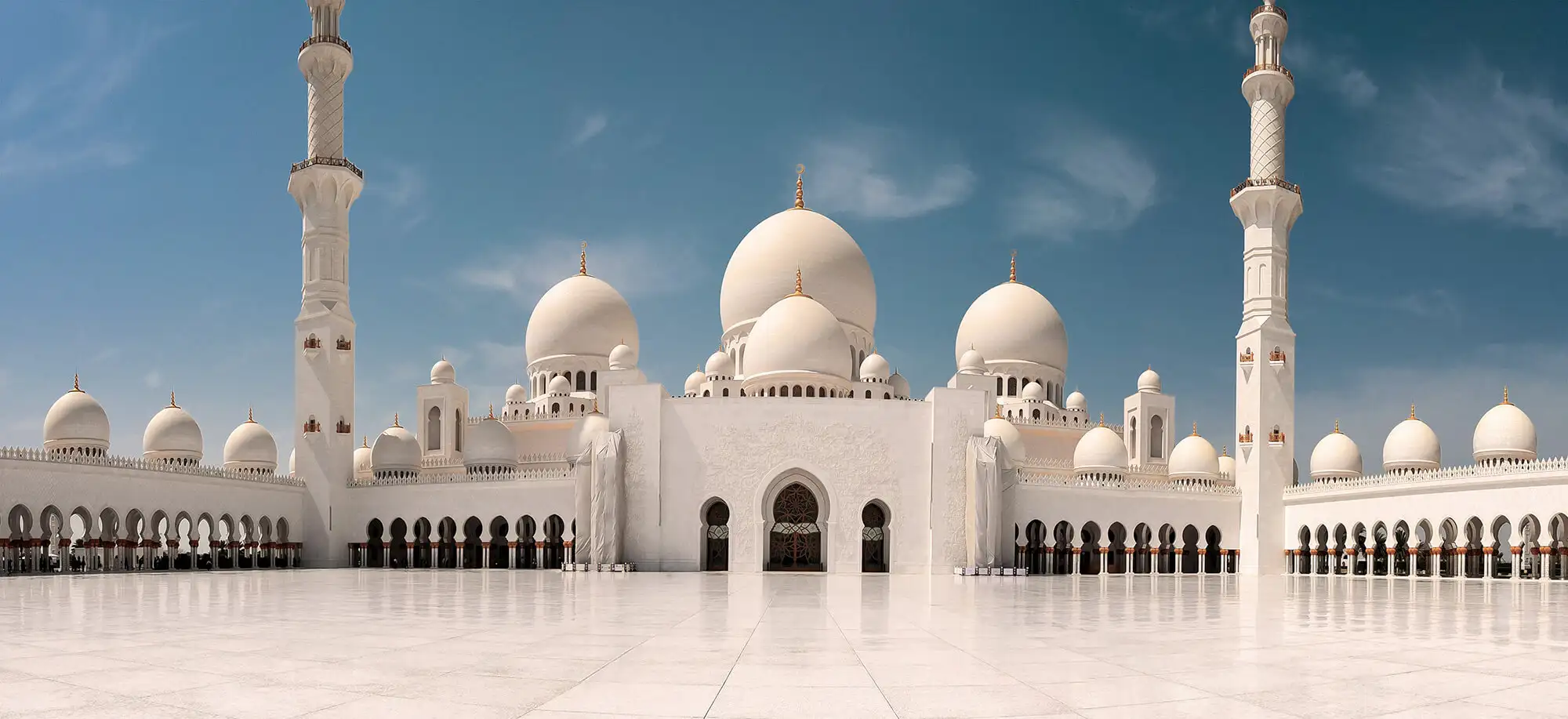 image-viajar-a-emiratos-arabes-mezquita-al-zayed-g1.webp - Pangea Viajes