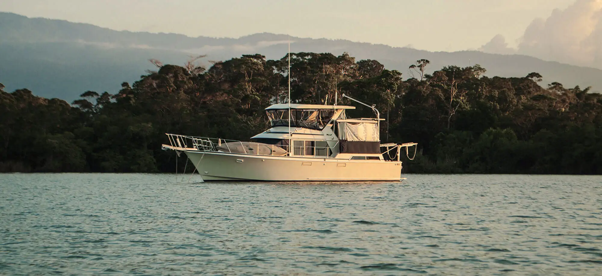 image-viajar-a-guatemala-izabal-g-3.webp - Pangea Viajes