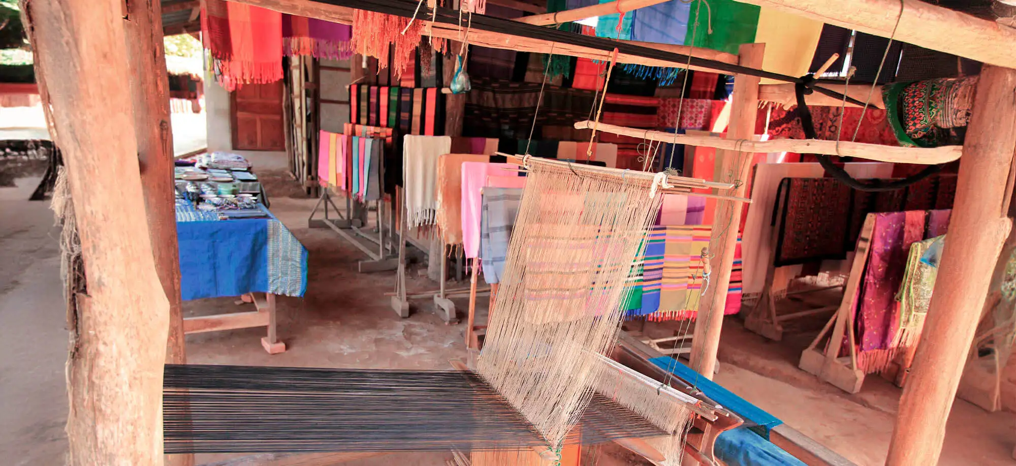 image-viajar-a-laos-poblado-ban-xang-hai-g-3.webp - Pangea Viajes