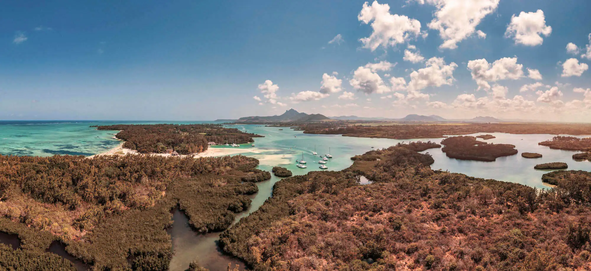 image-viajar-a-mauricio-ile-aux-cerfs-g-3.webp - Pangea Viajes