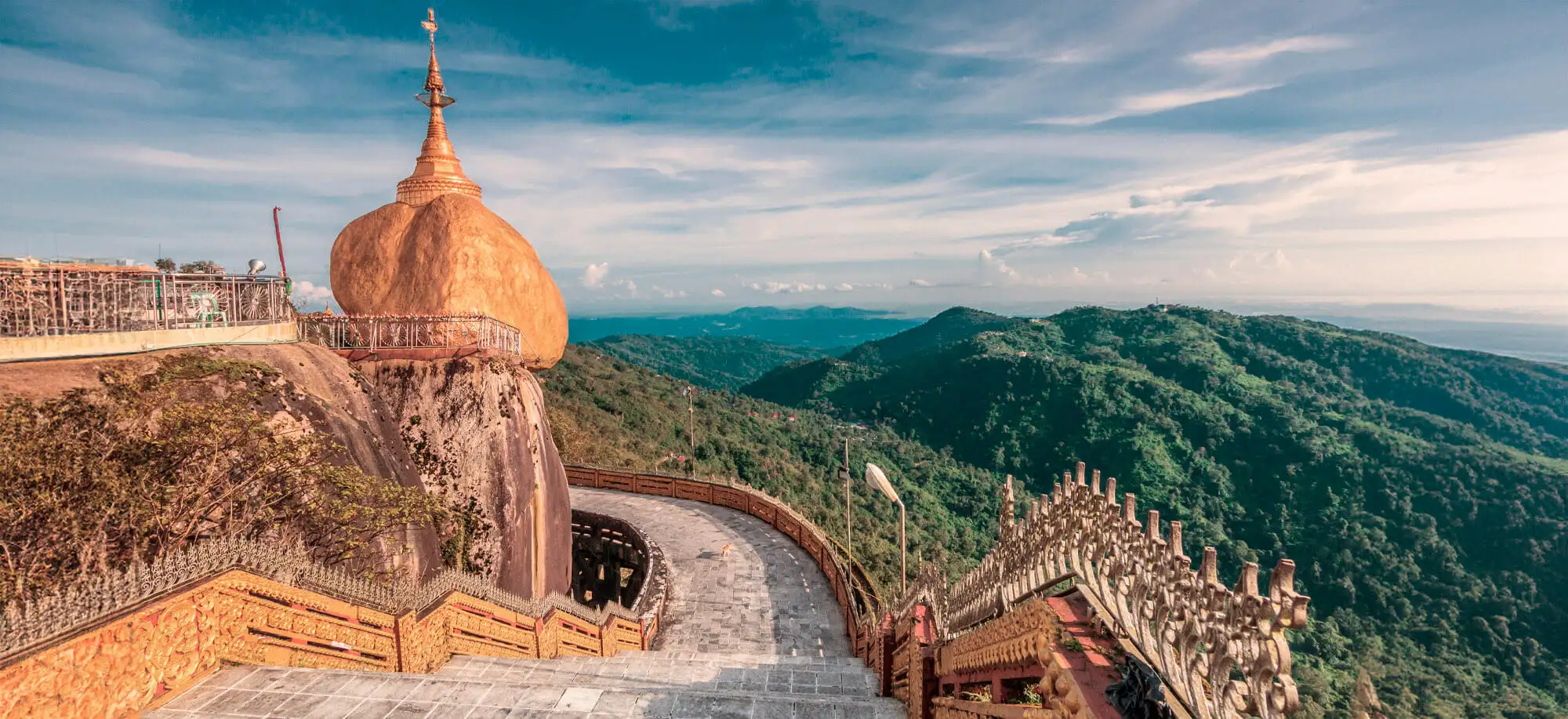 Pagoda Kyaiktiyo