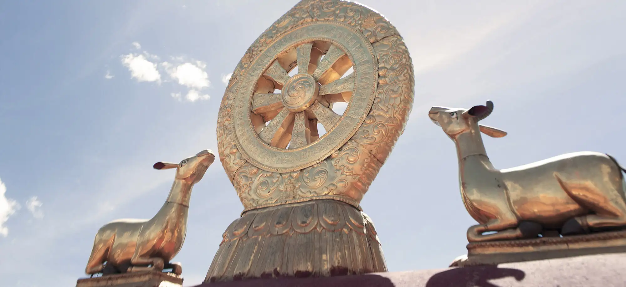 image-viajar-a-tibet-norbulinka-g1.webp - Pangea Viajes