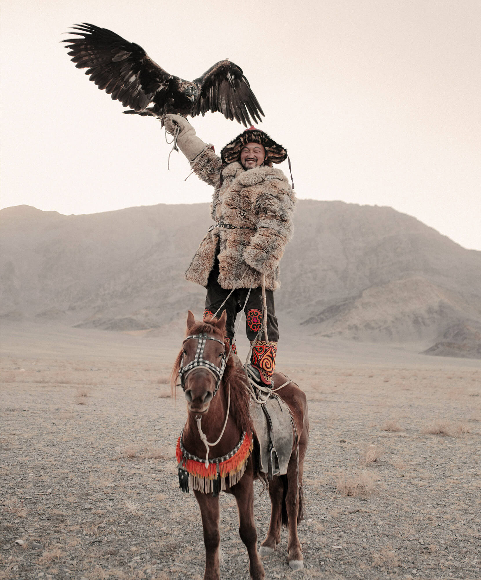 viaje-autor-mongolia-domador-aguila-caballo.jpg - Pangea Viajes